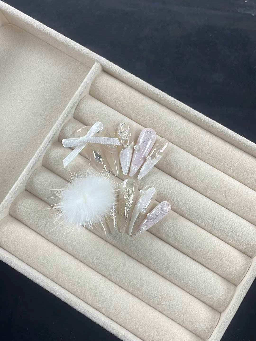 Fluffy Bunny Tail Winter Nail