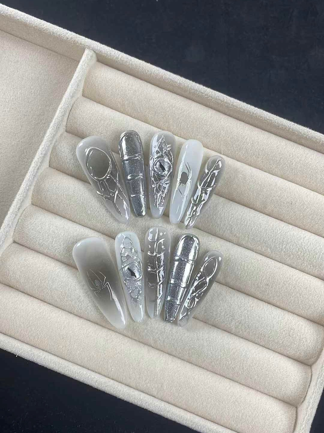 Silver Devil Eye Liquid Chrome Lines
